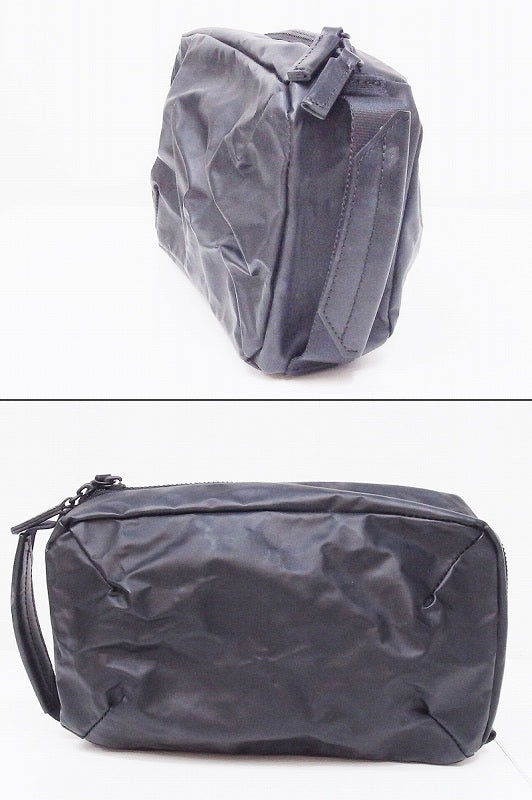 17AW ISSEY MIYAKE vegan leather clutch bag