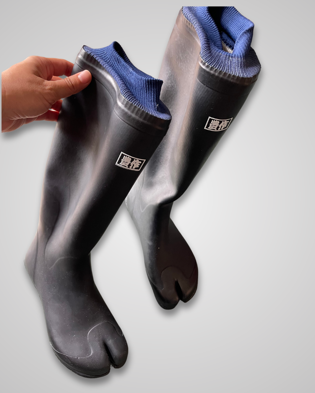 Tabi gumboots