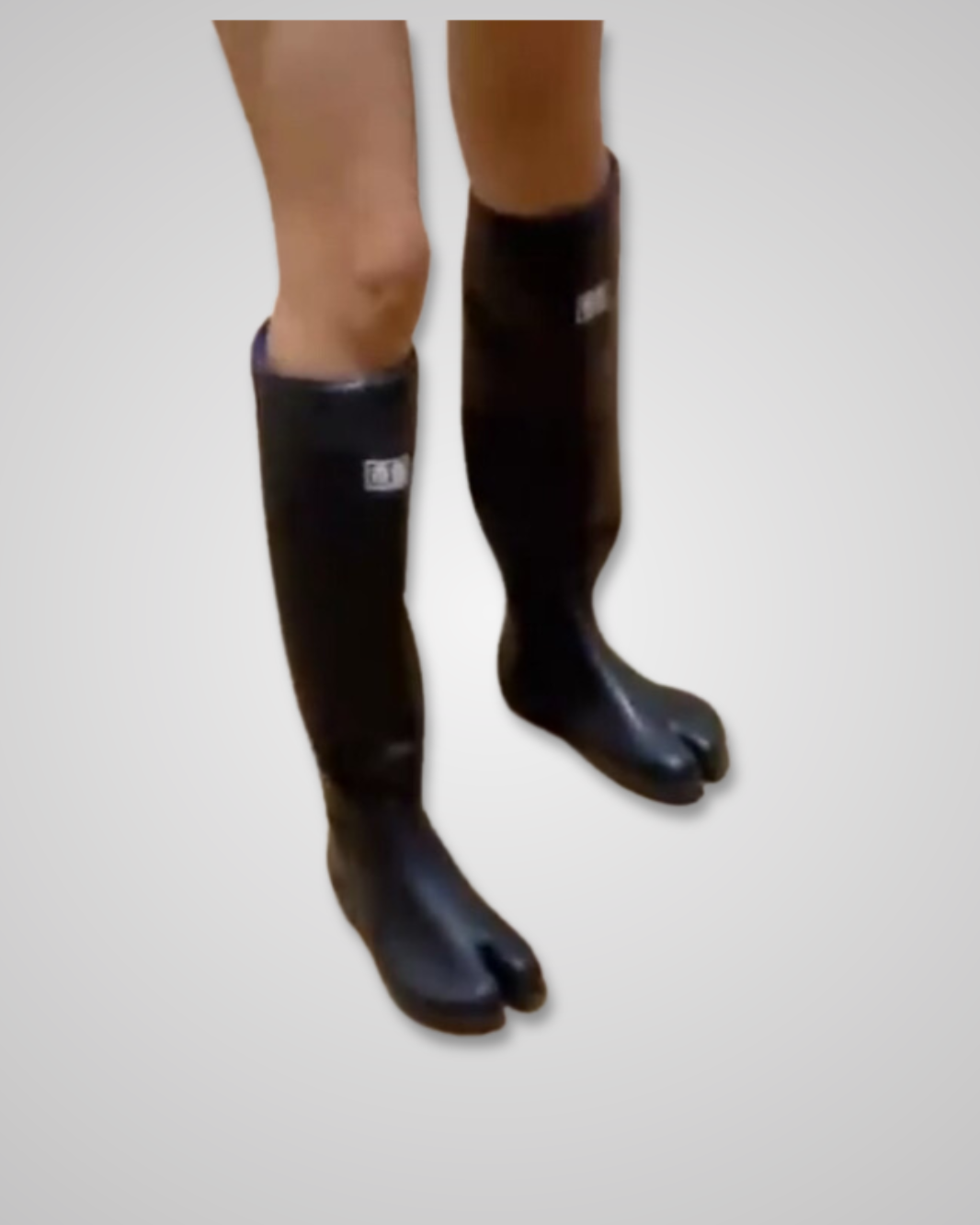 Tabi gumboots